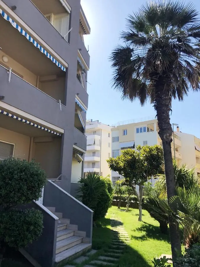 Alghero Charming Apartments, Steps From The Beach Appartamento