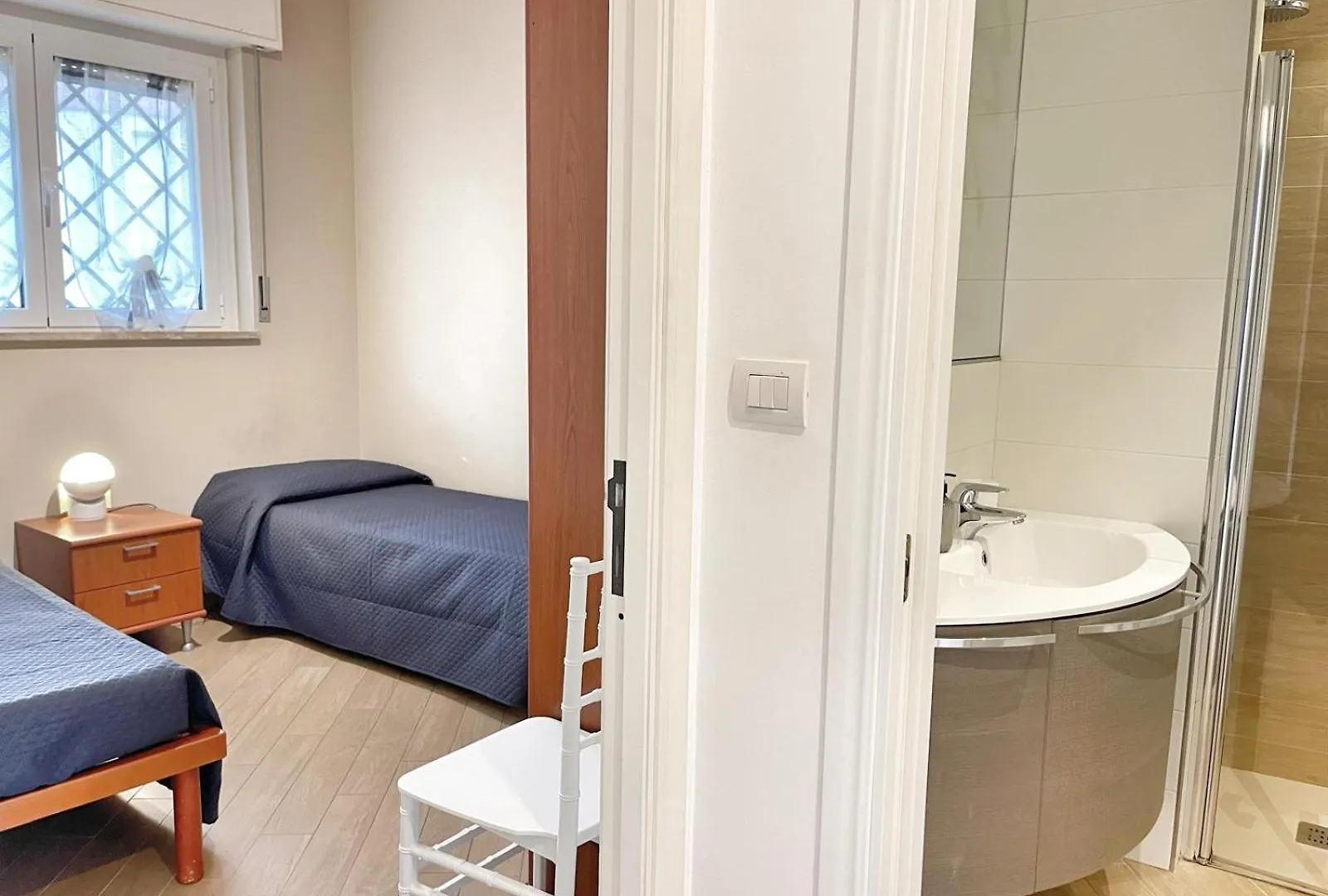 Alghero Charming Apartments, Steps From The Beach 0*,